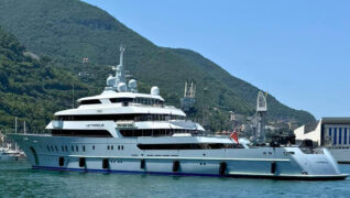 Victorious: The Ultimate Global Expedition Superyacht